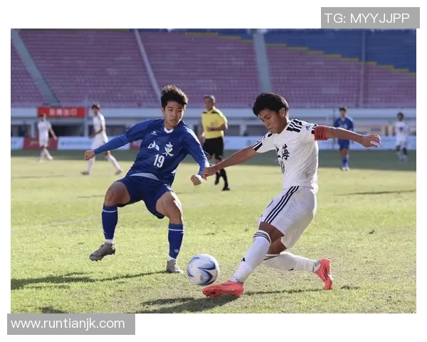 吕楠足球：探索中国足球新星的成长之路与未来发展潜力