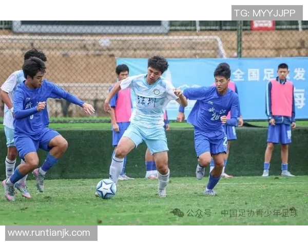 深圳足球队心理素质提升之路:从挫折中崛起的奋斗精神