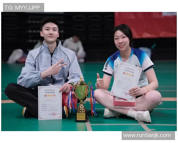 羽毛球纪实:杭州羽毛球队拼搏历程的真实记录与感悟 羽毛球纪实:杭州羽毛球队拼搏历程的真实记录与感悟