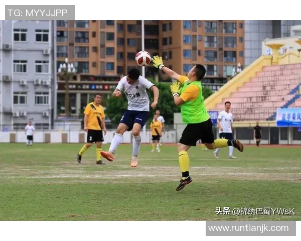 神鸟足球引领新时代足球潮流助力年轻球员成长与梦想实现